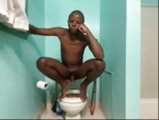 bathroom going gayxxx